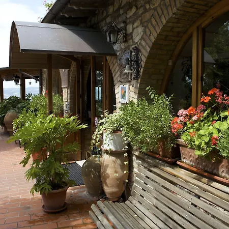 Da Angelo Otel Assisi