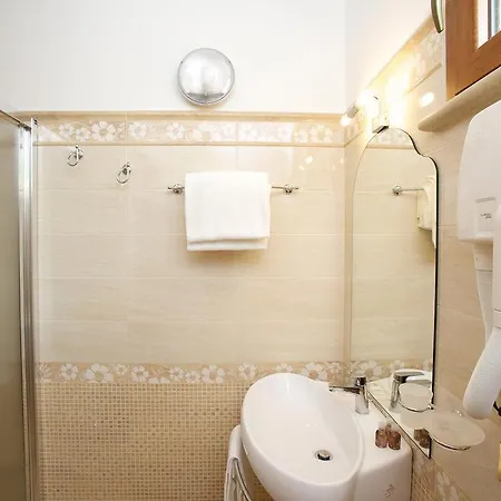 Da Angelo Otel Assisi